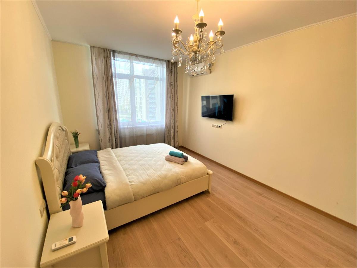 Flatservice Апартаменти В Сучасному Жк Parklend Kiev Extérieur photo